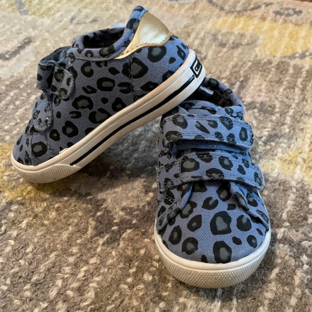 EUC Carter’s leopard sneakers size 6 TODDLER